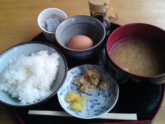 味噌汁ご飯セット+生卵+納豆